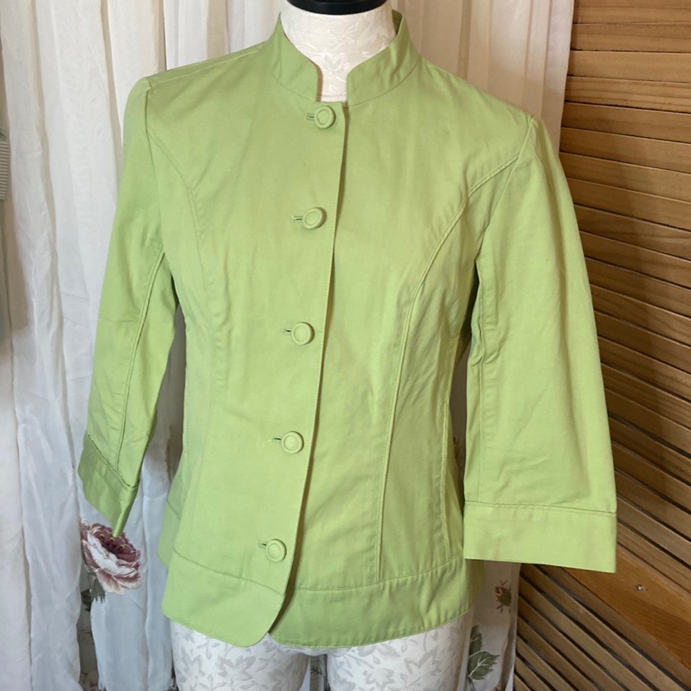 EUC Coldwater Creek lime green 3/4 sleeve jacket. Size 8